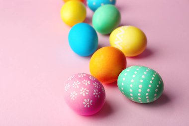 Renkli Paskalya yumurtaları 