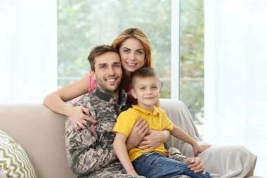 asker ailesi ile tekrar bir araya