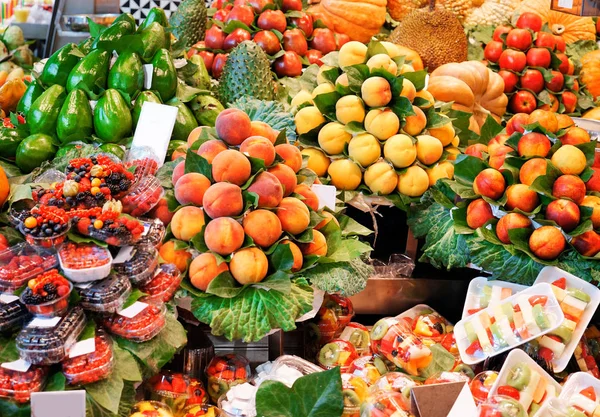 Assortment of fruits at market — Stock Photo, Image