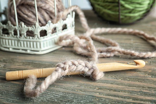 Hook with knitting yarn — Stock Photo, Image