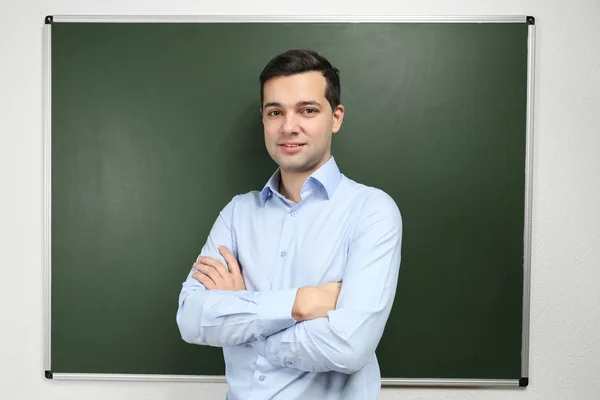 Guapo joven profesor — Foto de Stock