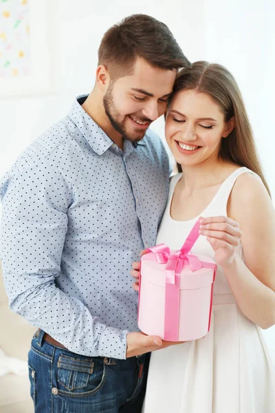 Cute young couple — Stock Photo, Image