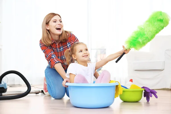 Bambina e sua madre — Foto Stock