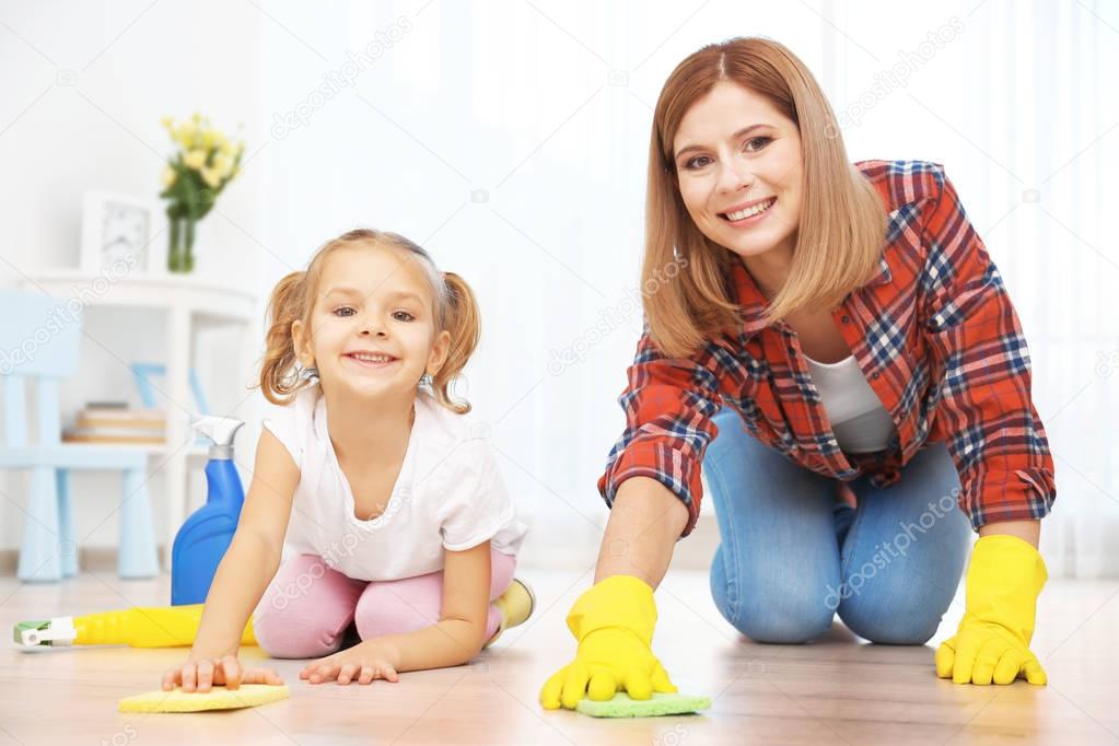 Little girl and her mother 