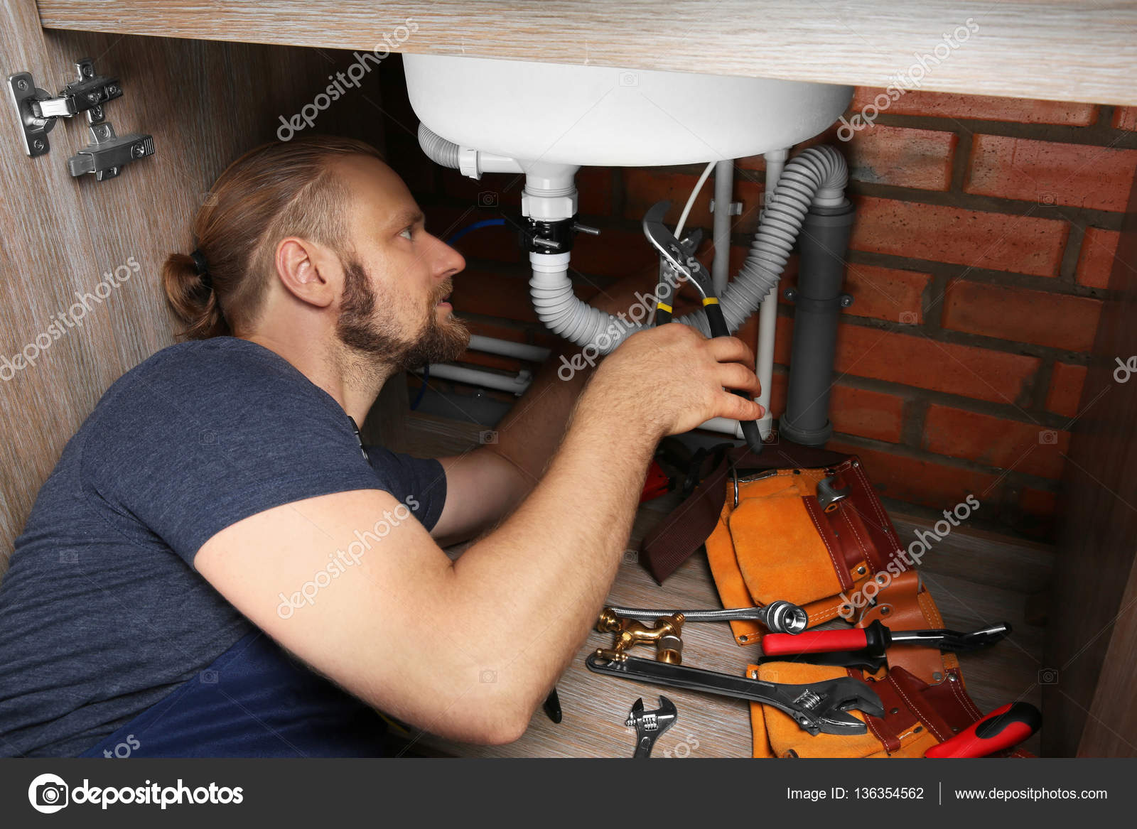 Наташа - ресейлік порно жұлдыз.