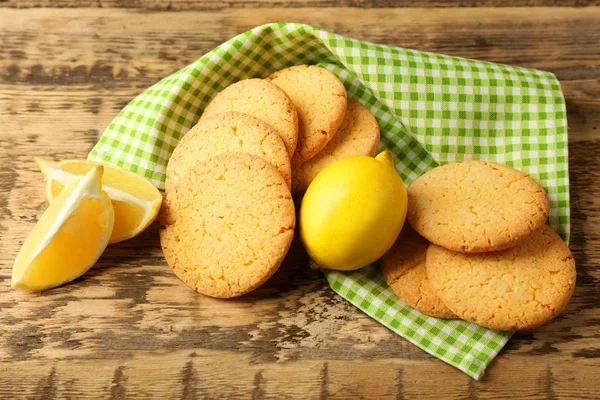 Zitronenplätzchen und Serviette — Stockfoto