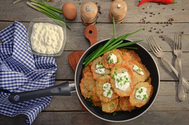 Lezzetli patates gözlemesi
