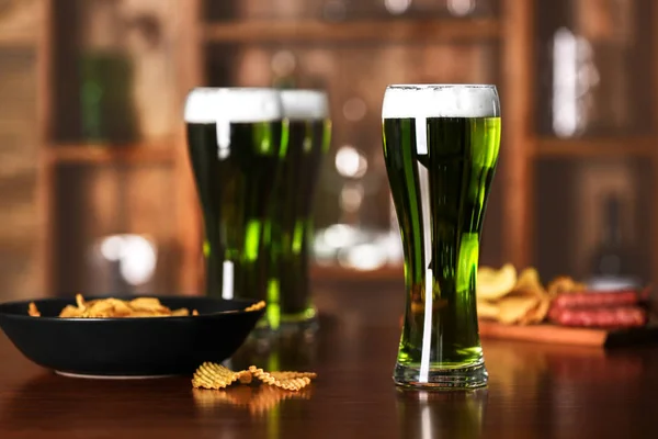 Sint Patrick Day concept met bier — Stockfoto