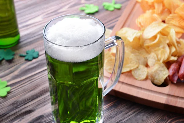 Conceito de St. Patrick Day com cerveja — Fotografia de Stock