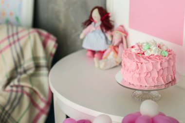 lezzetli doğum günü pastası