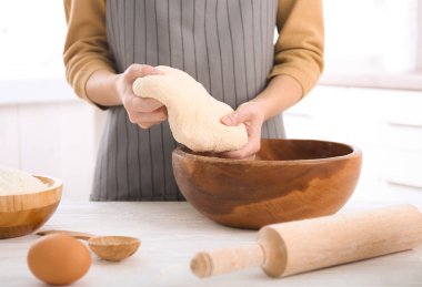 Kadın Çökme Hamuru