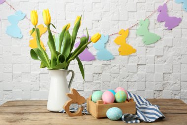 Paskalya yumurtaları ve dekorasyonlar