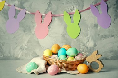 Paskalya yumurtaları ve dekorasyonlar