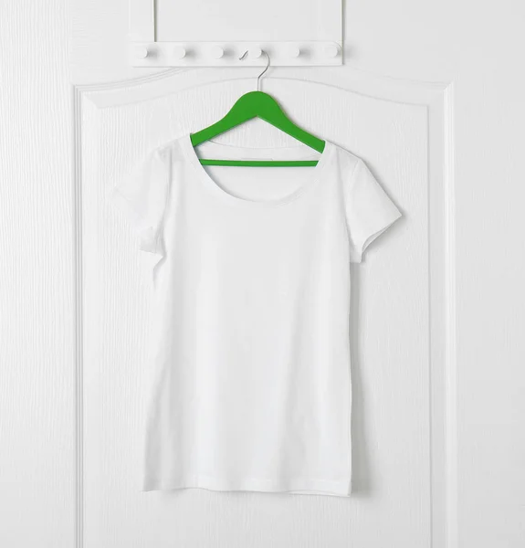 Boş beyaz t-shirt — Stok fotoğraf