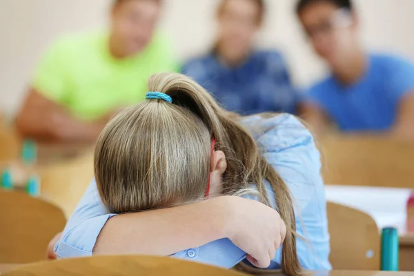 Studente Con Gruppo Compagni Classe — Foto Stock