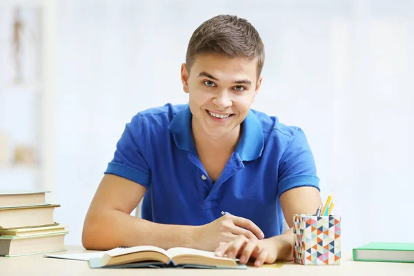 Studente Che Studia Classe — Foto Stock