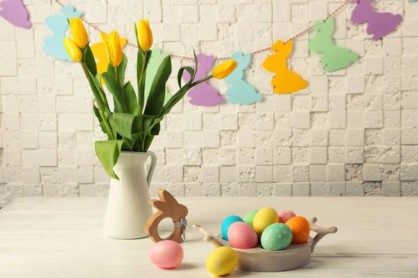 Paskalya yumurtaları ve dekorasyonlar