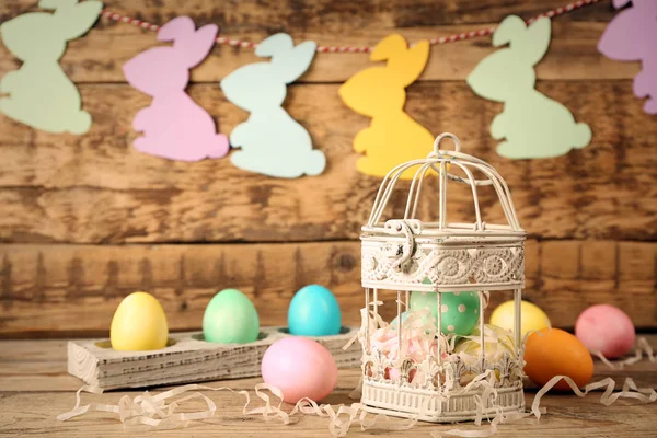 Huevos de Pascua y decoraciones —  Fotos de Stock