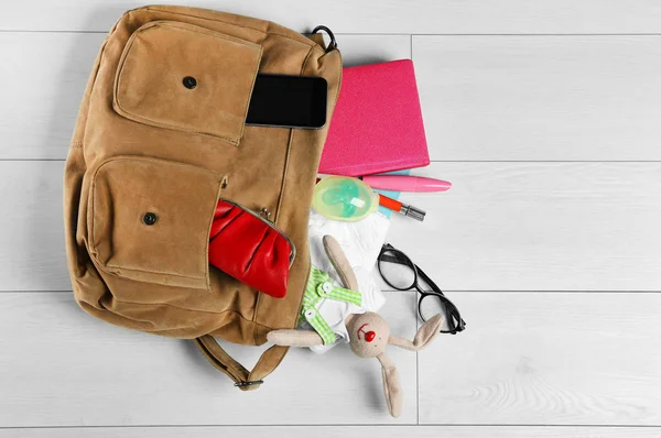 Maternity concept with handbag — Stock Photo, Image