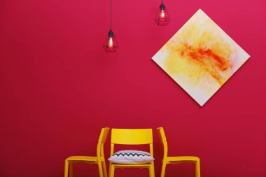 duvar arka plan üzerinde koltukları