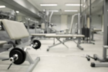 Spor salonu iç ekipmanlı, arka plan bulanık