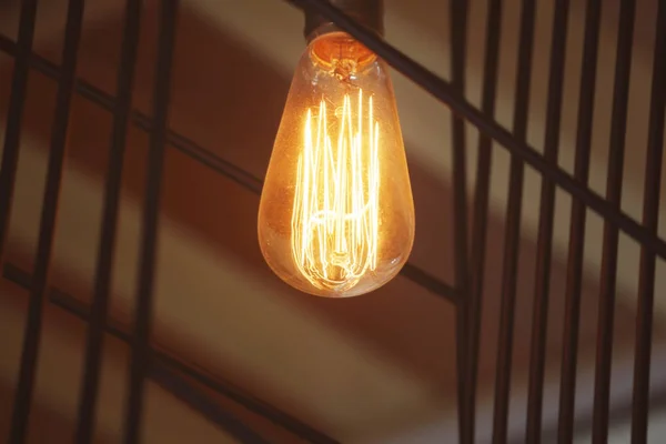 Electric bulb in cafe — Stock Photo, Image