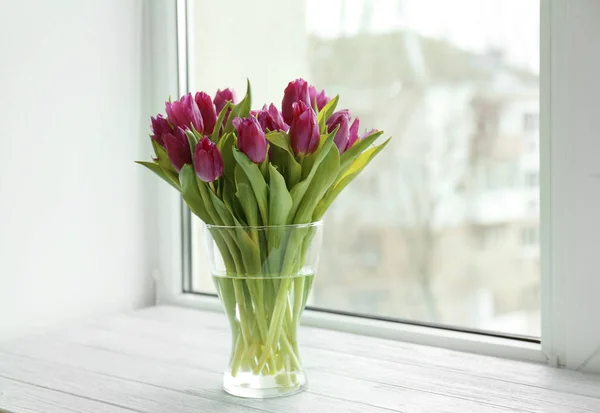 Szép tulipán csokor — Stock Fotó