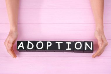  küpleri ile kelime evlat edinme 