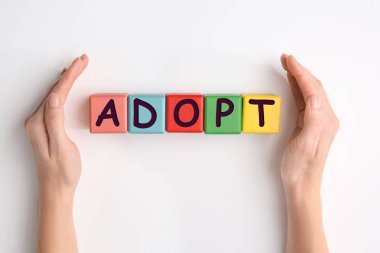 Küpleri ile kelime evlat edinmek 