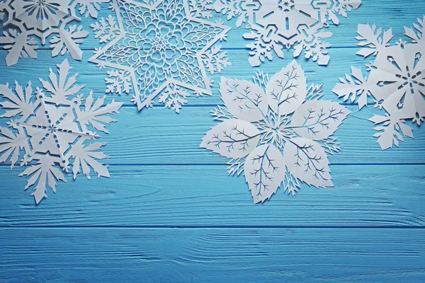 Hermosos copos de nieve de papel —  Fotos de Stock
