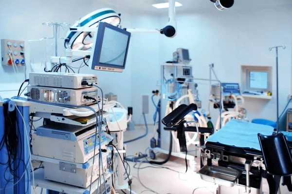 现代设备手术室 — 图库照片