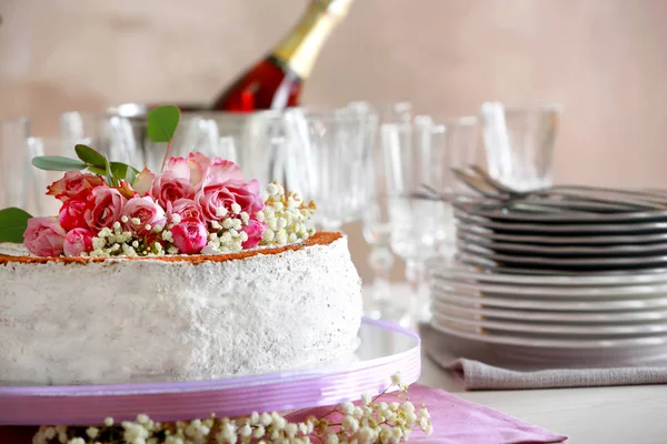 Delicioso bolo de casamento — Fotografia de Stock