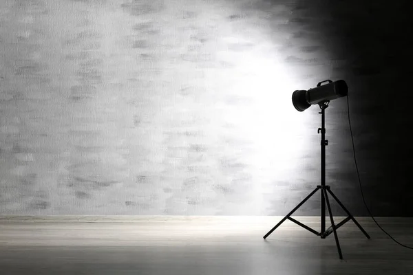 Photo studio with lighting equipment — Stock Photo, Image