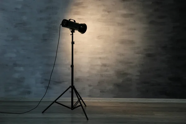 Photo studio with lighting equipment — Stock Photo, Image