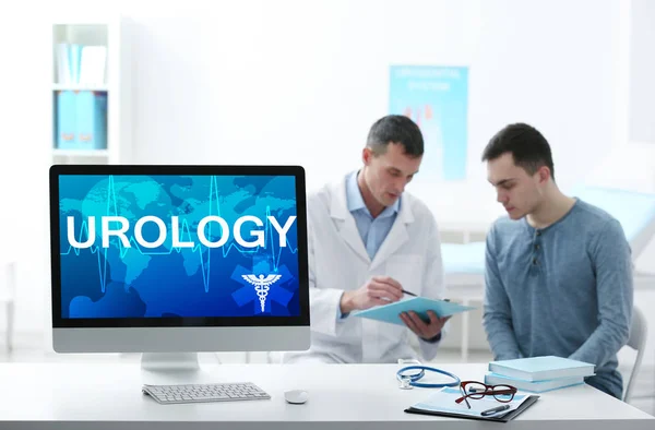 Computadora Moderna Mesa Palabra Urología Pantalla Concepto Salud — Foto de Stock