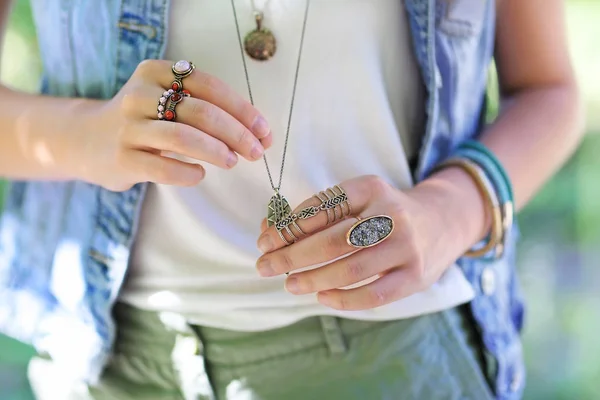 Woman with beautiful accessories — Stock Photo, Image