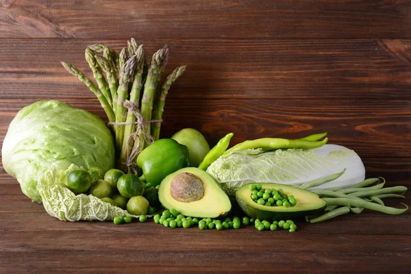 Gröna grönsaker och frukter — Stockfoto