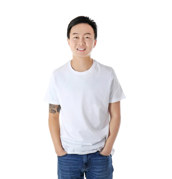 Asijské muži v prázdné tričko — Stock fotografie