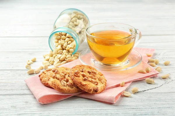 Composizione con deliziosi biscotti di arachidi — Foto Stock