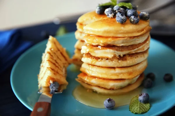 Stack of delicious pancakes — Stock Photo, Image