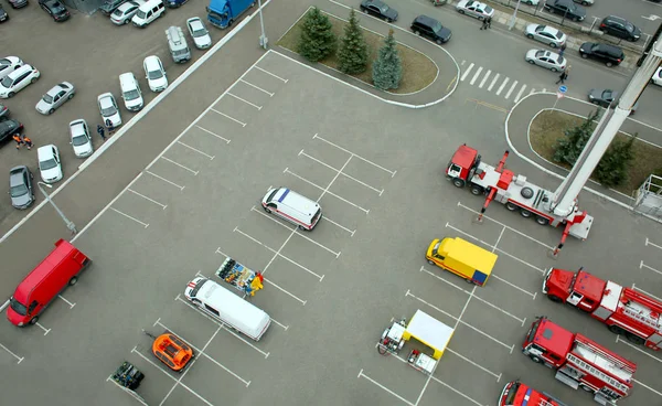 Estacionamento pesado moderno — Fotografia de Stock