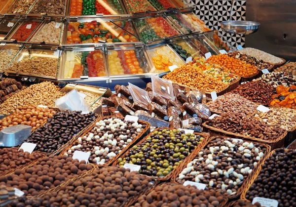 Obchod sladkosti na trhu — Stock fotografie