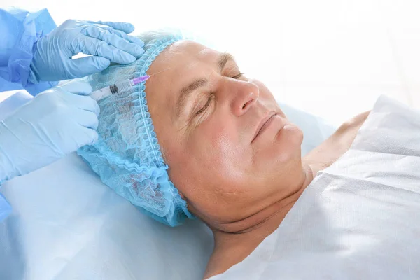 Procedure of facial rejuvenation — Stock Photo, Image