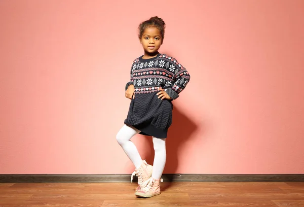 Χαριτωμένο κοριτσάκι αφροαμερικάνων — Φωτογραφία Αρχείου
