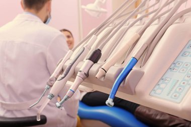 Klinik diş aletleri
