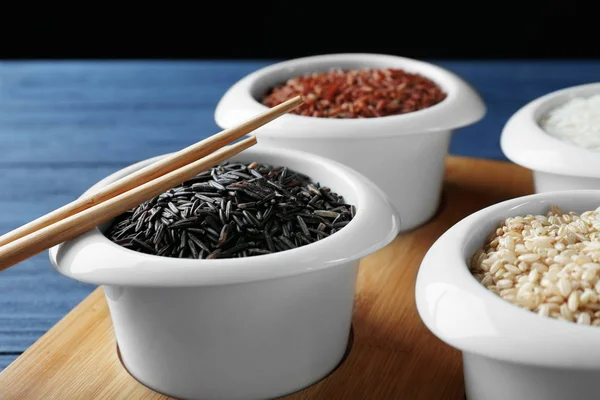 Diferentes tipos de arroz — Fotografia de Stock