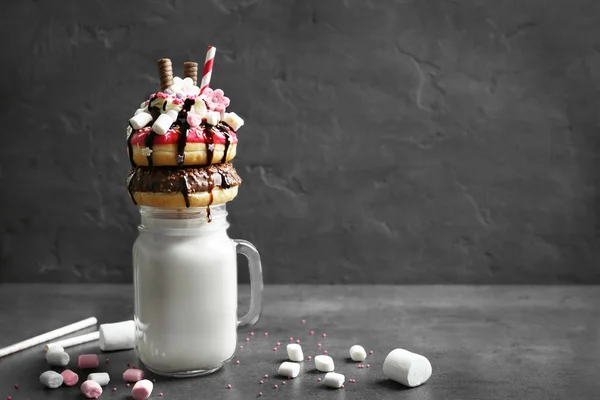 Milkshake, beignets et autres bonbons — Photo