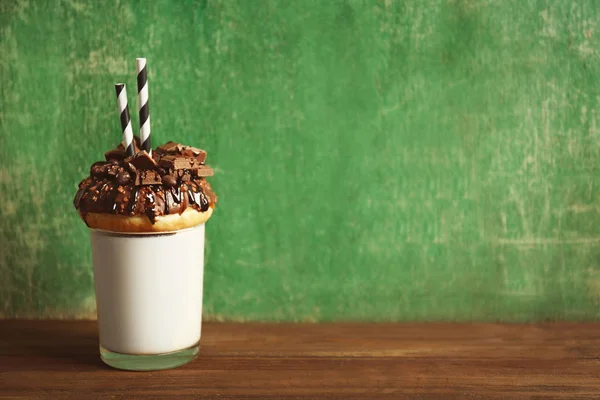 Milkshake, donut och andra sötsaker — Stockfoto