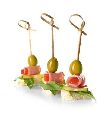 Leziz kanepeler kümesi  