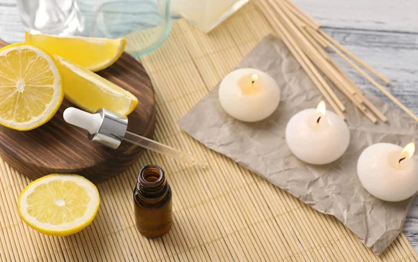 Samenstelling van de spa met citroen etherische olie — Stockfoto